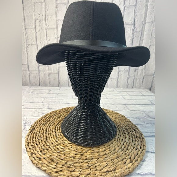 Phase 3 Stylish Black Fedora Hat. Wool. - Picture 4 of 12